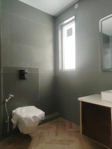 Bedroom One Image of 2250 Sq.ft 3 BHK Independent House for rent in Ansal Esencia Sector 67, Sector 67 Gurgaon for Rs. 45000