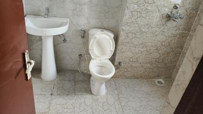 Image of 1194 Sq.ft 2 BHK Apartment / Flat for sale in Amrapali Heartbeat City IV, Sector 107, Noida for Rs. 13000000