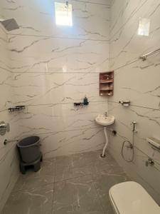 Bathroom Image of 1000 Sq.ft 1 BHK Builder Floor for rent in Bhai Randhir Singh Nagar Ludhiana for Rs. 15000