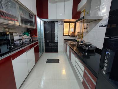 Kitchen Image of 2250 Sq.ft 4 BHK Independent House for sale in Bodakdev Ahmedabad for Rs. 30000000