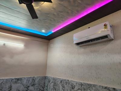 Bathroom Image of 600 Sq.ft 2.5 BHK Duplex for rent in Parsvnath Panchvati, Tajganj Agra for Rs. 15500