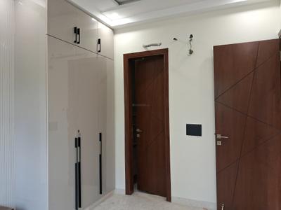 Bedroom Image of 1200 Sq.ft 3 BHK Builder Floor for sale in Paschim Vihar New Delhi for Rs. 28000000