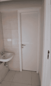Bathroom Image of 700 Sq.ft 2 BHK Apartment / Flat for sale in Godrej Parkridge, Manjari Khurd Pune for Rs. 7500000