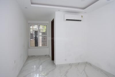 Bedroom Image of 2000 Sq.ft 4 BHK Apartment / Flat for rent in Vasant Kunj New Delhi for Rs. 145000