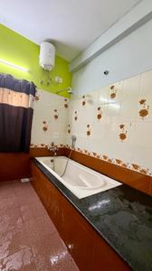 Bathroom Image of 1200 Sq.ft 3 BHK Duplex for rent in Asthalakshmi Nagar, Valasaravakkam Chennai for Rs. 90000