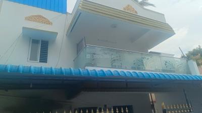 Living Room Image of 1000 Sq.ft 2 BHK Independent House for rent in Chitlapakkam Chennai for Rs. 17000