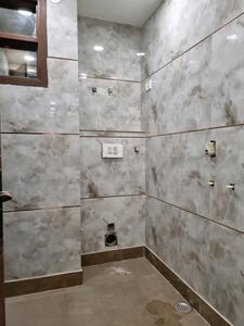 Common Bathroom Image of 1250 Sq.ft 4 BHK Apartment / Flat for sale in Saarthi Lavish Homes by Saarthi Builders, Uttam Nagar New Delhi for Rs. 11500000