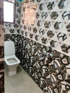 Bathroom Image of 960 Sq.ft 2 BHK Apartment / Flat for rent in Kasba Kolkata for Rs. 20000