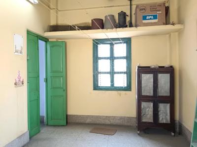 Bedroom Image of 2200 Sq.ft 7 BHK Independent House for sale in Behala Kolkata for Rs. 14000000