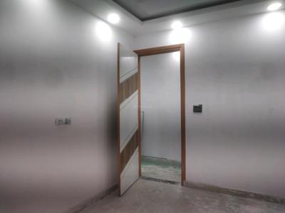 Bedroom Image of 690 Sq.ft 2 BHK Builder Floor for sale in Govindpuri New Delhi for Rs. 4000000