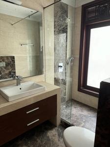 Bathroom Image of 2500 Sq.ft 4 BHK Builder Floor for sale in New Friends Colony New Delhi for Rs. 70000090
