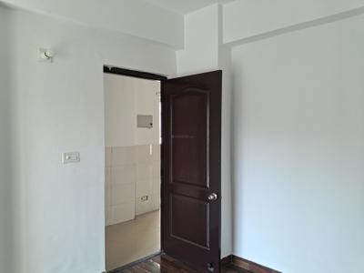 Bedroom Image of 925 Sq.ft 2 BHK Apartment / Flat for sale in Paras Tierea, Sector 137 Noida for Rs. 8000000