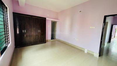Bedroom Image of 1000 Sq.ft 2 BHK Builder Floor for rent in Naya Bazaar Cuttack for Rs. 9000