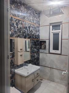 Bathroom Image of 2100 Sq.ft 3 BHK Builder Floor for rent in Wave City Plots, Wave City Ghaziabad for Rs. 30000
