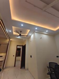 Hall Image of 1050 Sq.ft 2 BHK Apartment / Flat for sale in Sector 100 Noida for Rs. 4500000