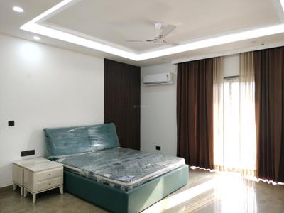 Bedroom Image of 4500 Sq.ft 4 BHK Builder Floor for sale in Richlook High End Luxury Floors, Sector 85 Faridabad for Rs. 36000000