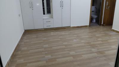 3.5 BHK Flat