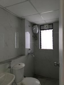 Common Bathroom Image of 658 Sq.ft 1 BHK Apartment / Flat for sale in Runwal Gardens Phase 2 Bldg no 18 23, Dombivli East Thane for Rs. 4800000