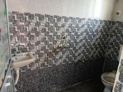 Bathroom Image of 1150 Sq.ft 2 BHK Apartment / Flat for sale in Koyla Nagar Dhanbad for Rs. 2500000
