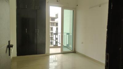 Bedroom Image of 1000 Sq.ft 2 BHK Apartment / Flat for rent in Sikka Karnam Greens, Sector 143B Noida for Rs. 25000