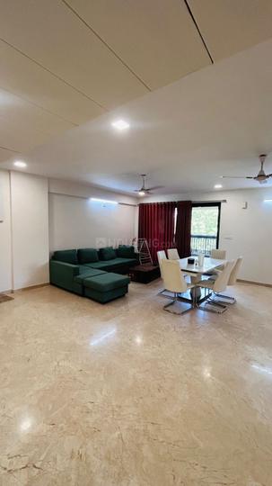 Visionnair Main Image 1