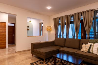 Living Room Image of 2400 Sq.ft 3 BHK Apartment / Flat for rent in Koramangala Bengaluru for Rs. 135000