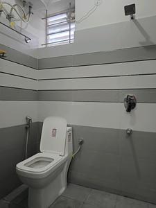 Common Bathroom Image of 600 Sq.ft 1 BHK Apartment / Flat for rent in Whitefield Bengaluru for Rs. 27300