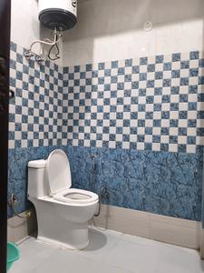 Common Bathroom Image of 480 Sq.ft 1 RK Builder Floor for rent in Sector 53 Gurgaon for Rs. 19500