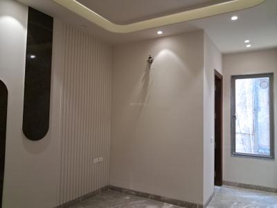 Bedroom Image of 1800 Sq.ft 3 BHK Builder Floor for rent in Paschim Vihar New Delhi for Rs. 55000