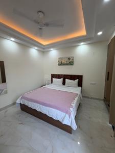 Bedroom Image of 1300 Sq.ft 1 BHK Builder Floor for rent in Sector 55 Gurgaon for Rs. 40000