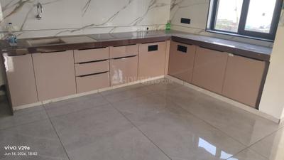 8 BHK Independent House