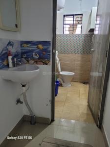 Bathroom Image of 700 Sq.ft 1 BHK Apartment / Flat for rent in Whitefield Bengaluru for Rs. 23000