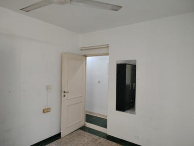 Bedroom Image of 999 Sq.ft 2 BHK Apartment / Flat for sale in Hiranandani Meadows, Thane West Thane for Rs. 18500000