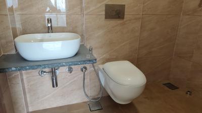 Image of 800 Sq.ft 3 BHK Apartment / Flat for sale in Mayfair Breeze, Andheri West, Mumbai for Rs. 30000000