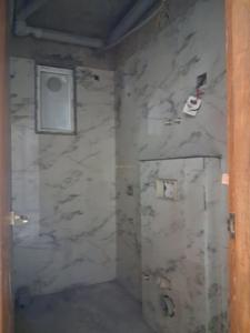 Common Bathroom Image of 1400 Sq.ft 3 BHK Apartment / Flat for sale in DM Infra, Sector 104 Noida for Rs. 6500000