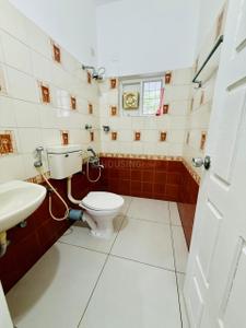 Bathroom Image of 2399 Sq.ft 5 BHK Independent House for sale in Palarivattom Kochi for Rs. 30000000