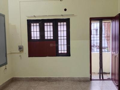Bedroom Image of 1300 Sq.ft 3 BHK Builder Floor for rent in Nungambakkam Chennai for Rs. 35000