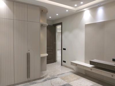 Bedroom Image of 2538 Sq.ft 4 BHK Builder Floor for sale in Model Town New Delhi for Rs. 60000000