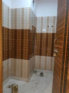Common Bathroom Image of 900 Sq.ft 3 BHK Builder Floor for sale in DLF Ankur Vihar Ghaziabad for Rs. 3430424