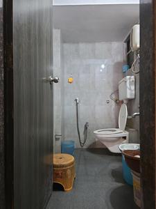 Common Bathroom Image of 880 Sq.ft 2 BHK Apartment / Flat for sale in Poonam Park View Phase I, Virar West Virar for Rs. 6000000