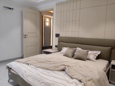 Bedroom Image of 1800 Sq.ft 2 BHK Builder Floor for rent in DLF Phase 5 Gurgaon for Rs. 75000