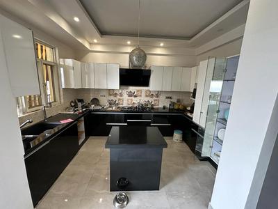 Kitchen Image of 6500 Sq.ft 4.5 BHK Villa for sale in Jaypee Greens Villas, Jaypee Greens Greater Noida for Rs. 215000000