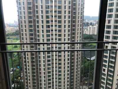 Balcony Image of 1460 Sq.ft 3 BHK Apartment / Flat for rent in Kalpataru Sunrise, Thane West Thane for Rs. 74000