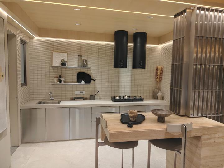 Swati Premier Main Image 1