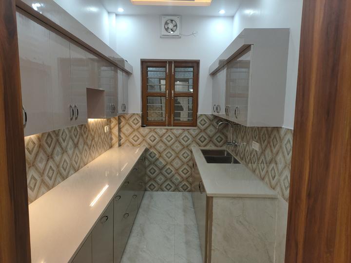 Sahastradhara Road Main Image 1