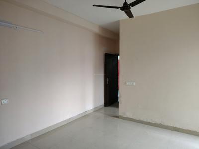 Living Room Image of 920 Sq.ft 2.5 BHK Apartment / Flat for sale in Amrapali Dream Valley 2, Noida Extension Greater Noida for Rs. 6500000