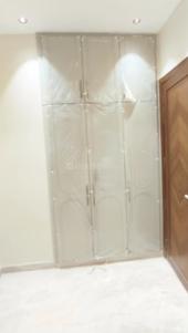 Bedroom Image of 1350 Sq.ft 3 BHK Builder Floor for sale in Safdarjung Enclave New Delhi for Rs. 47500000