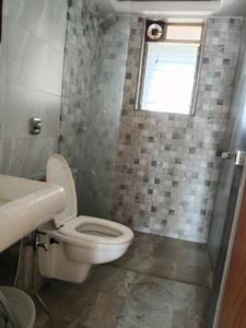 Common Bathroom Image of 1500 Sq.ft 3 BHK Apartment / Flat for sale in Regency Crest, Kharghar Navi Mumbai for Rs. 28000000