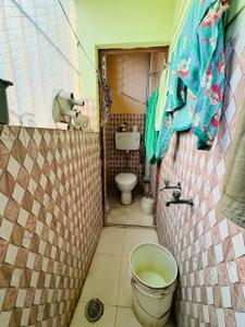 Bathroom Image of 450 Sq.ft 3 BHK Independent House for sale in Shastri Nagar Meerut for Rs. 4500000