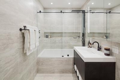 Bathroom Image of 3750 Sq.ft 6 BHK Apartment / Flat for sale in NHP Atlantis, Juhu Mumbai for Rs. 300000000